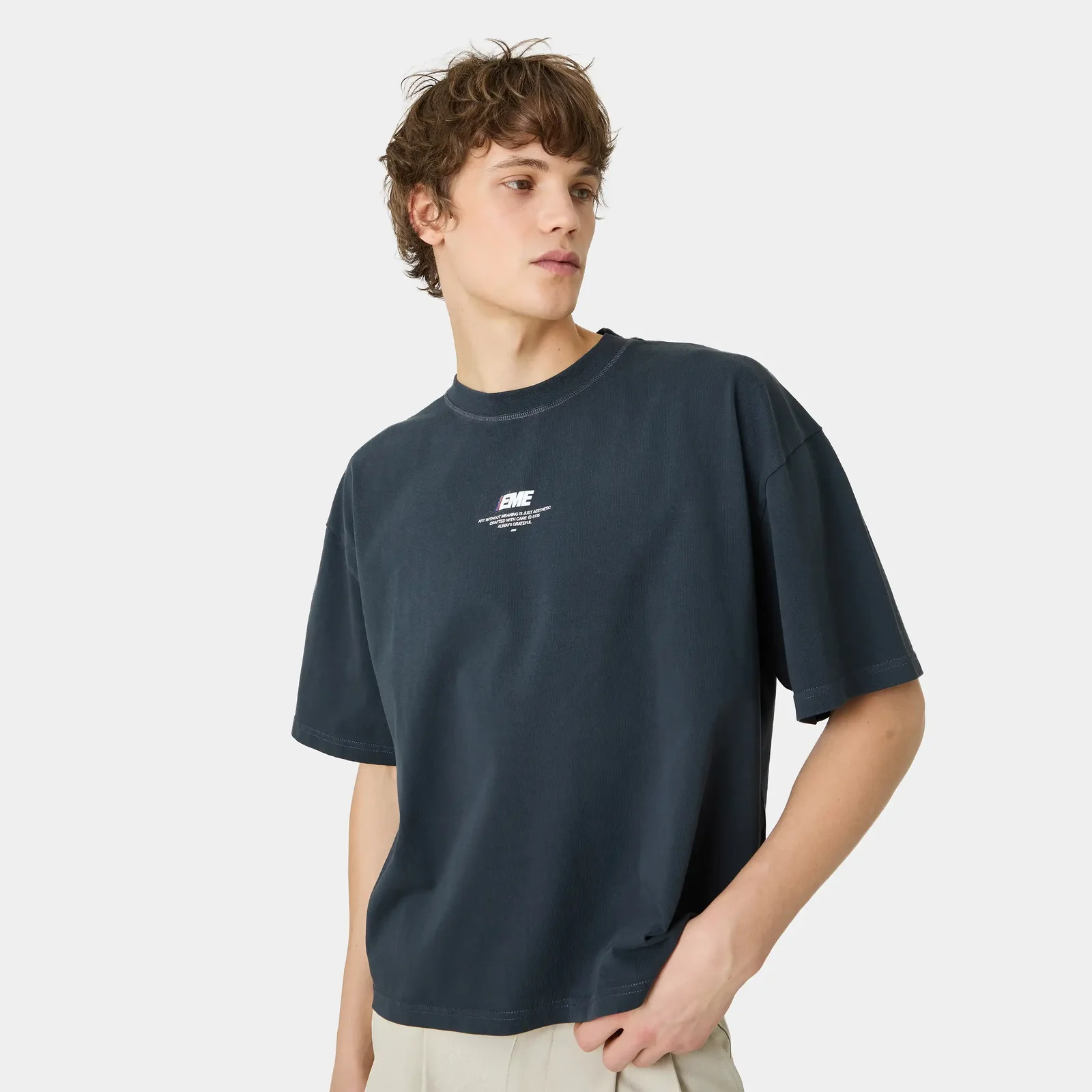 Spark Shadow Oversized Tee — vista 3