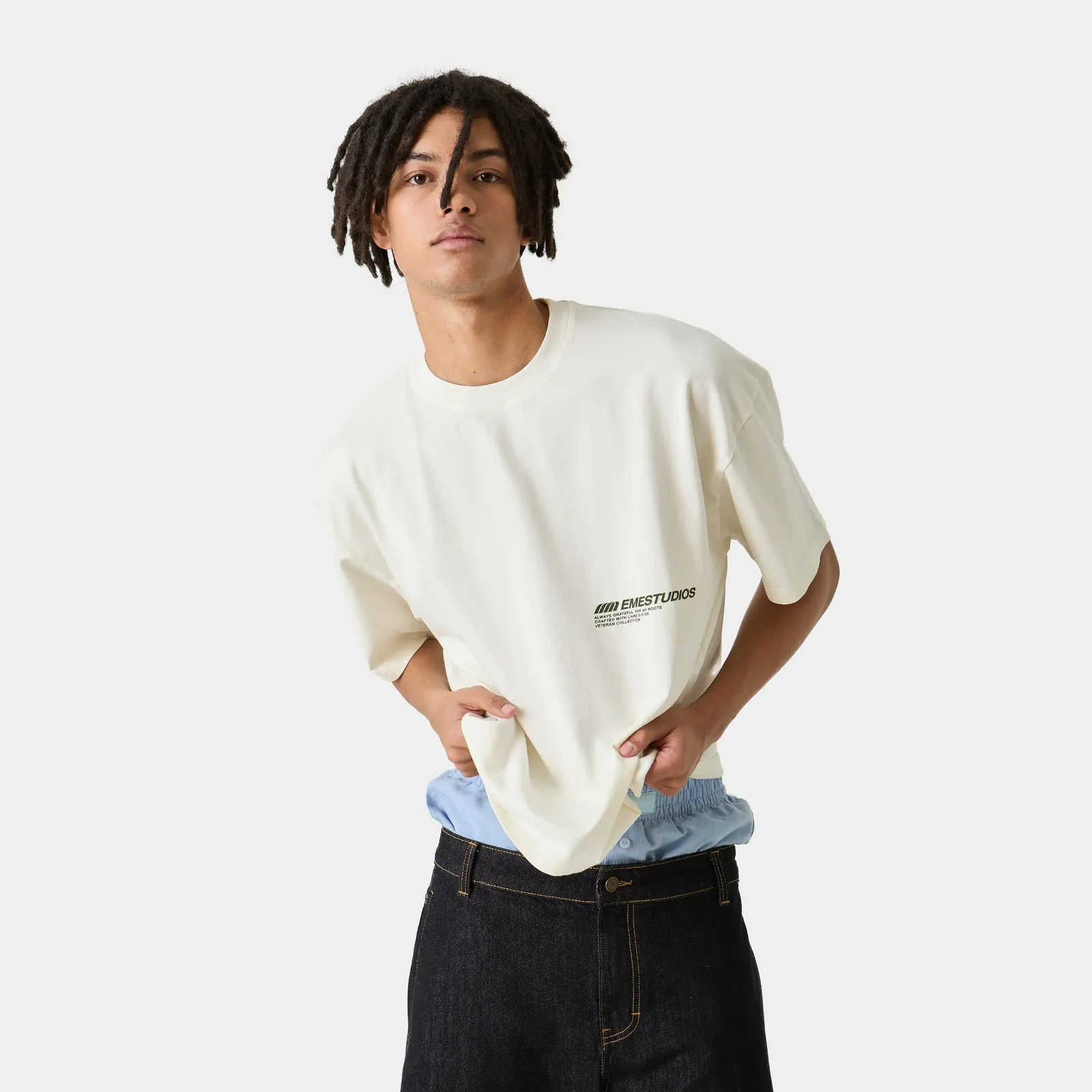 Roots Off Sand Oversized Tee — vista 3