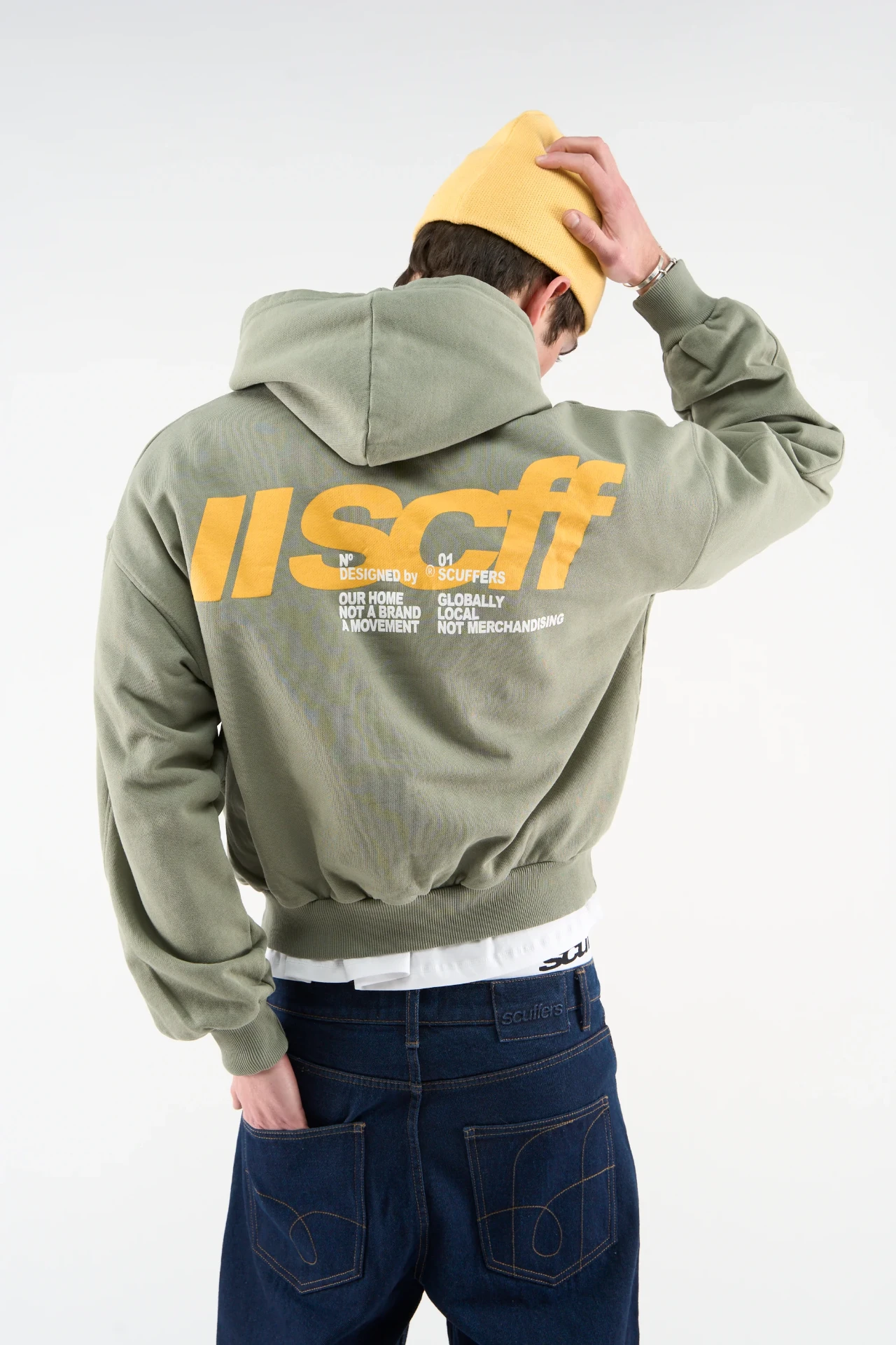 Globally Green Hoodie — vista 4